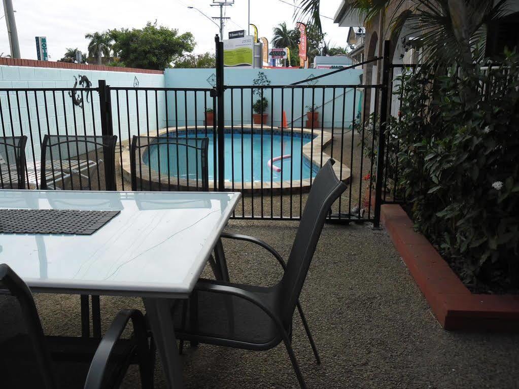 Banjo Paterson Motor Inn Townsville Exteriér fotografie