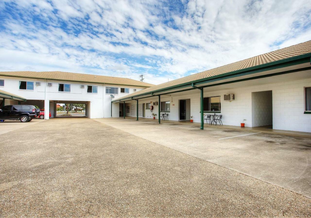Banjo Paterson Motor Inn Townsville Exteriér fotografie