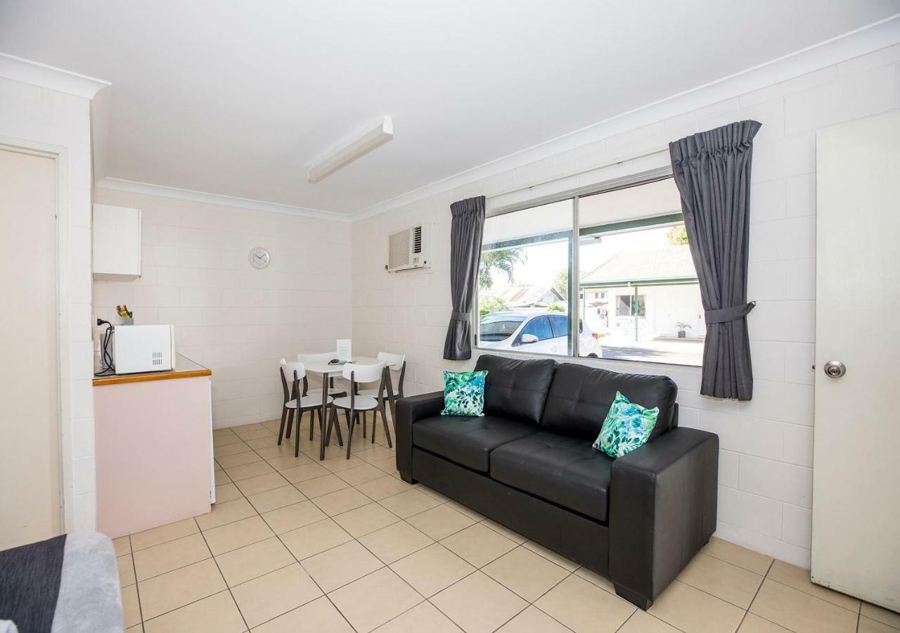 Banjo Paterson Motor Inn Townsville Exteriér fotografie